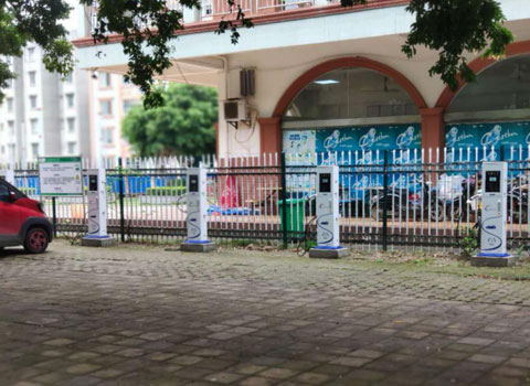 柳州市第八中學-7KW立式交流充電樁-6 柳州市第八中學-7KW立式交流充電樁-6