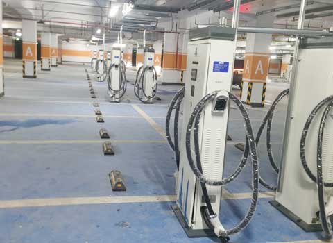 黃獅海學(xué)校華潤(rùn)學(xué)校40kw直流充電樁項(xiàng)目 黃獅海學(xué)校華潤(rùn)學(xué)校40kw直流充電樁項(xiàng)目